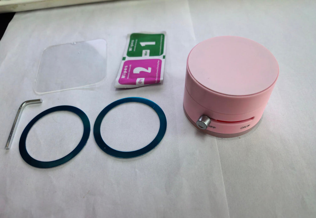 Foldable Magnetic Car Phone Holder – Hands-Free Navigation